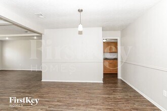 22519 Rockgate Dr in Spring, TX - Foto de edificio - Building Photo