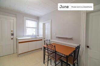 Private bedroom in 4 bed/1 bath Home in Boston, MA - Building Photo - Building Photo