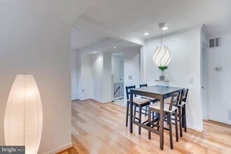 822 Warburton Ln in Fort Washington, MD - Foto de edificio - Building Photo