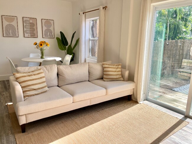 679 NE 87th St in Miami Shores, FL - Building Photo - Building Photo