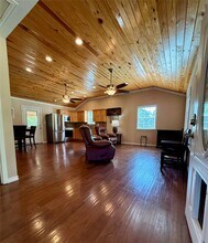 500 Mangum Rd in Livingston, TX - Building Photo - Building Photo