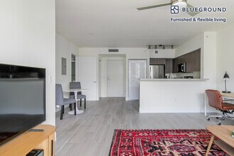 1000 NW 7th St in Miami, FL - Building Photo - Building Photo