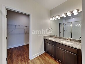 6013 Trailwater Aly in Nashville, TN - Building Photo - Building Photo