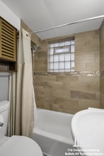 1540 Abbott Rd in Buffalo, NY - Foto de edificio - Building Photo