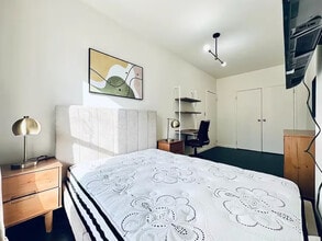 HUGE Room, 3 blocks to Prospect Park, HDTV #471 in Brooklyn, NY - Foto de edificio - Building Photo