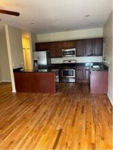 2122 W Madison St, Unit 2 in Chicago, IL - Building Photo - Building Photo