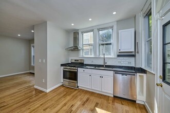 27 Ellery St in Cambridge, MA - Building Photo - Building Photo