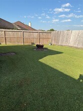 11802 Old Spanish Trail in Santa Fe, TX - Building Photo - Building Photo