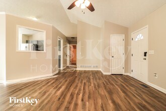 333 Fairview Oak Pl in Dallas, GA - Foto de edificio - Building Photo