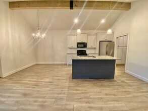 1602 102nd St in Lubbock, TX - Building Photo - Building Photo