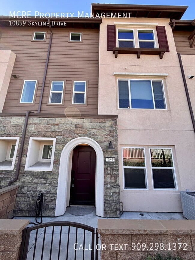 10859 Skyline Dr in South El Monte, CA - Building Photo - Building Photo