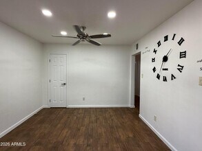 2 E Piedmont Rd in Phoenix, AZ - Building Photo - Building Photo