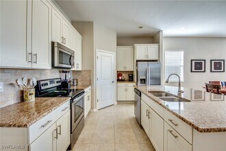 10468 Migliera Way in Ft. Myers, FL - Building Photo - Building Photo