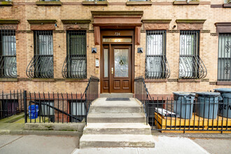 724 Bergen St in Brooklyn, NY - Building Photo - Building Photo