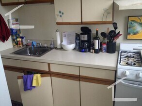 1330 Commonwealth Ave in Boston, MA - Building Photo - Building Photo