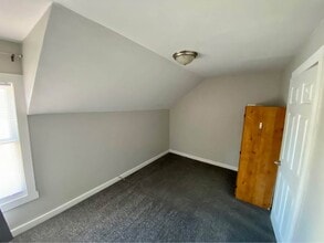 20 Terra Cotta Ave, Unit 2 - Upstairs in Glens Falls, NY - Building Photo - Building Photo