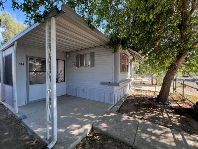 1814 Forest Way in Bullhead City, AZ - Building Photo - Building Photo