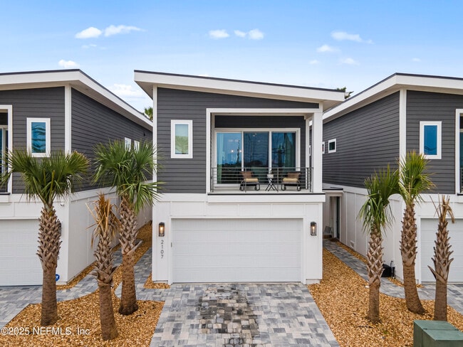 property at 2107 Gordon Ave