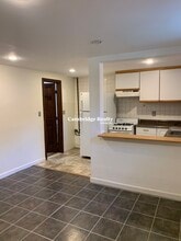 266 Columbia St, Unit B in Cambridge, MA - Building Photo - Building Photo