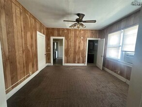 2007 Elizabeth Ave in Wichita Falls, TX - Building Photo - Building Photo