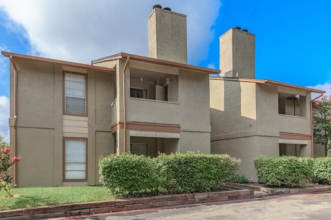 Austin Woods Apartments in San Antonio, TX - Building Photo - Building Photo