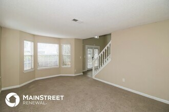 6129 Pomerania Trail in Stone Mountain, GA - Foto de edificio - Building Photo