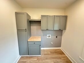 103 Oak Hill Ave in Delaware, OH - Building Photo - Building Photo