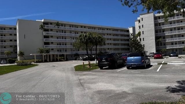 property at 2859 Leonard Dr