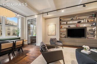 161 Grand St in New York, NY - Building Photo - Building Photo