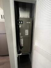 226 SW 6th St, Unit A in Dania Beach, FL - Building Photo - Building Photo