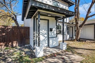 408 Dawson Cir in Grand Prairie, TX - Building Photo - Building Photo