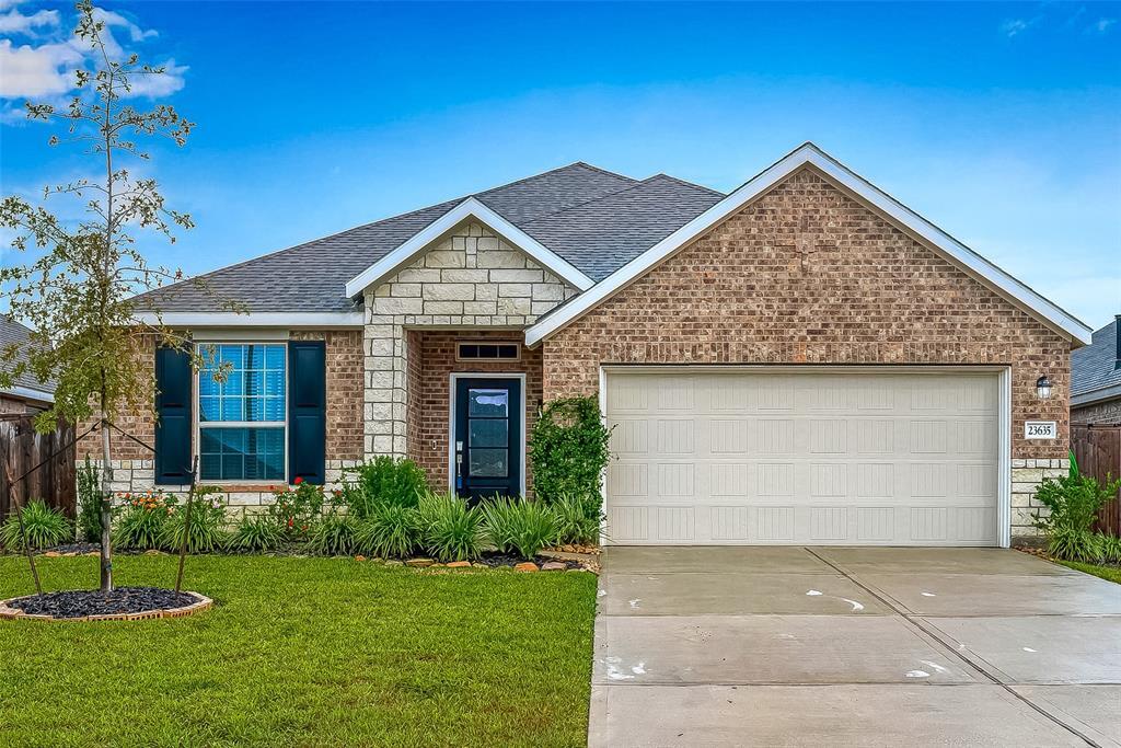 23635 Camellia Birch Ct in Roman Forest, TX - Building Photo