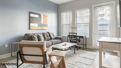 15401 Chenal Pkwy, Unit 1207 in Little Rock, AR - Building Photo - Building Photo