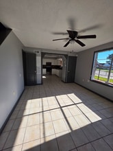 7801 Sun St in New Orleans, LA - Building Photo - Building Photo