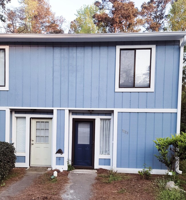property at 3228 W Wimbledon Dr