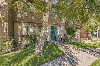 2812 W 7th St in The Dalles, OR - Building Photo - Building Photo