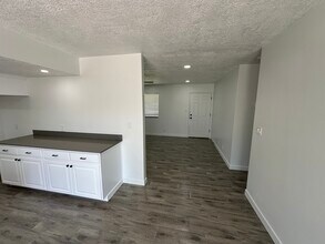 809 N 1800 E in Saint George, UT - Foto de edificio - Building Photo