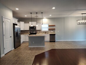 13415 Hunting Birds Ln in Charlotte, NC - Building Photo - Building Photo