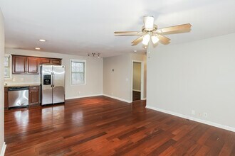 107 Woodridge Dr in Hendersonville, TN - Building Photo - Building Photo