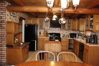 502 Snowberry Ln in Hamilton, MT - Building Photo - Building Photo