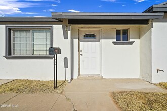 10240 Sharp Dr in El Paso, TX - Building Photo - Building Photo