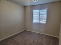 5341 Appledale St in Las Vegas, NV - Building Photo - Building Photo