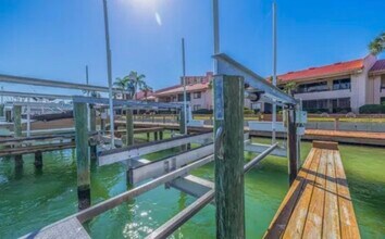 4790 Brittany Dr S in Tierra Verde, FL - Building Photo - Building Photo