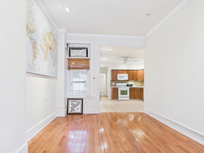 557 N 16th St in Philadelphia, PA - Building Photo - Building Photo