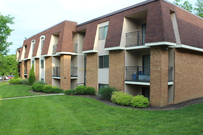 Woodland Apartments in Cincinnati, OH - Foto de edificio - Building Photo