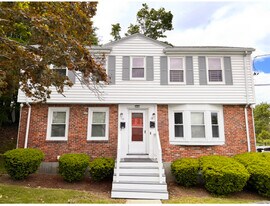 15 Alpheus Rd, Unit 0 in Roslindale, MA - Building Photo