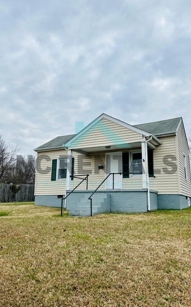 property at 1302 Cypress St