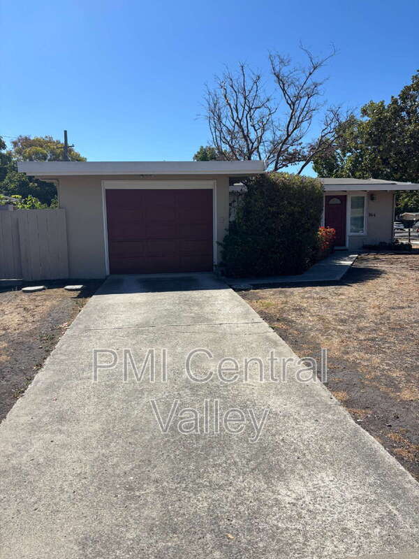 property at 944 Bridgewood Way