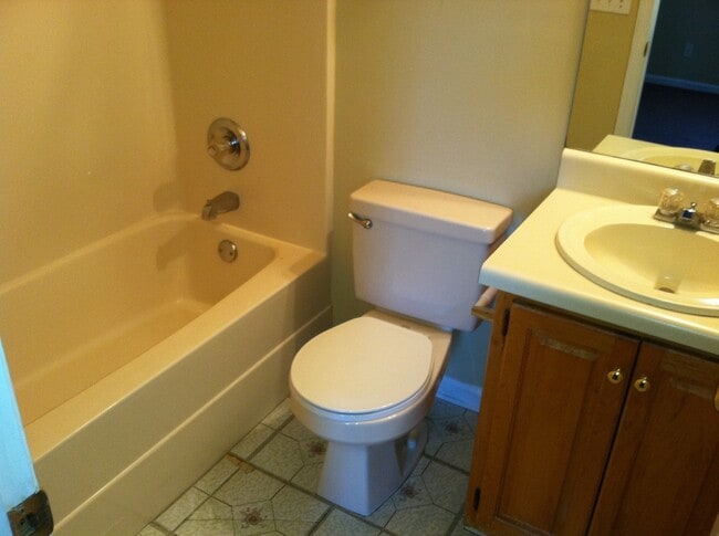 1270 Samantha Ct in Auburn, AL - Building Photo - Building Photo