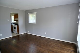 46 W Coy Ave in Hazel Park, MI - Building Photo - Building Photo